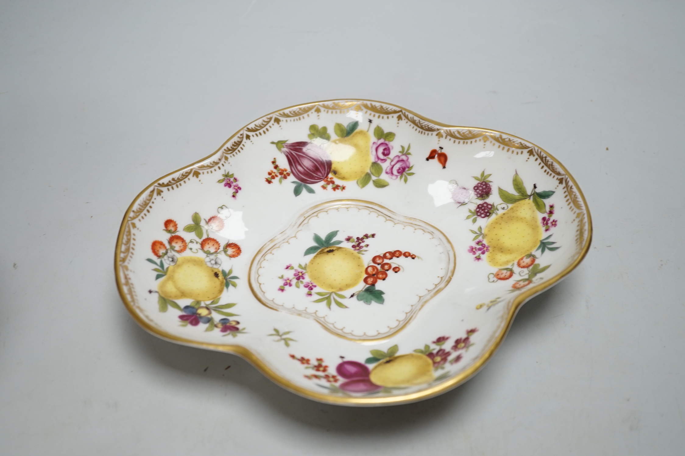 A Helena Wolfsohn Dresden tureen, cover and stand together with a floral porcelain basket (2), largest 21cm wide